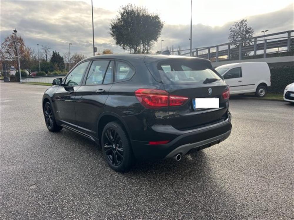 X1 X1 sDrive18d Sport TAG