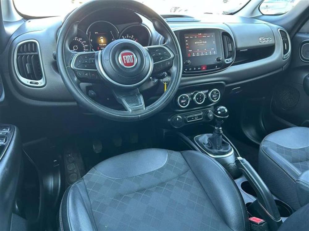 500L 500L 2017 1.4 Lounge 95cv