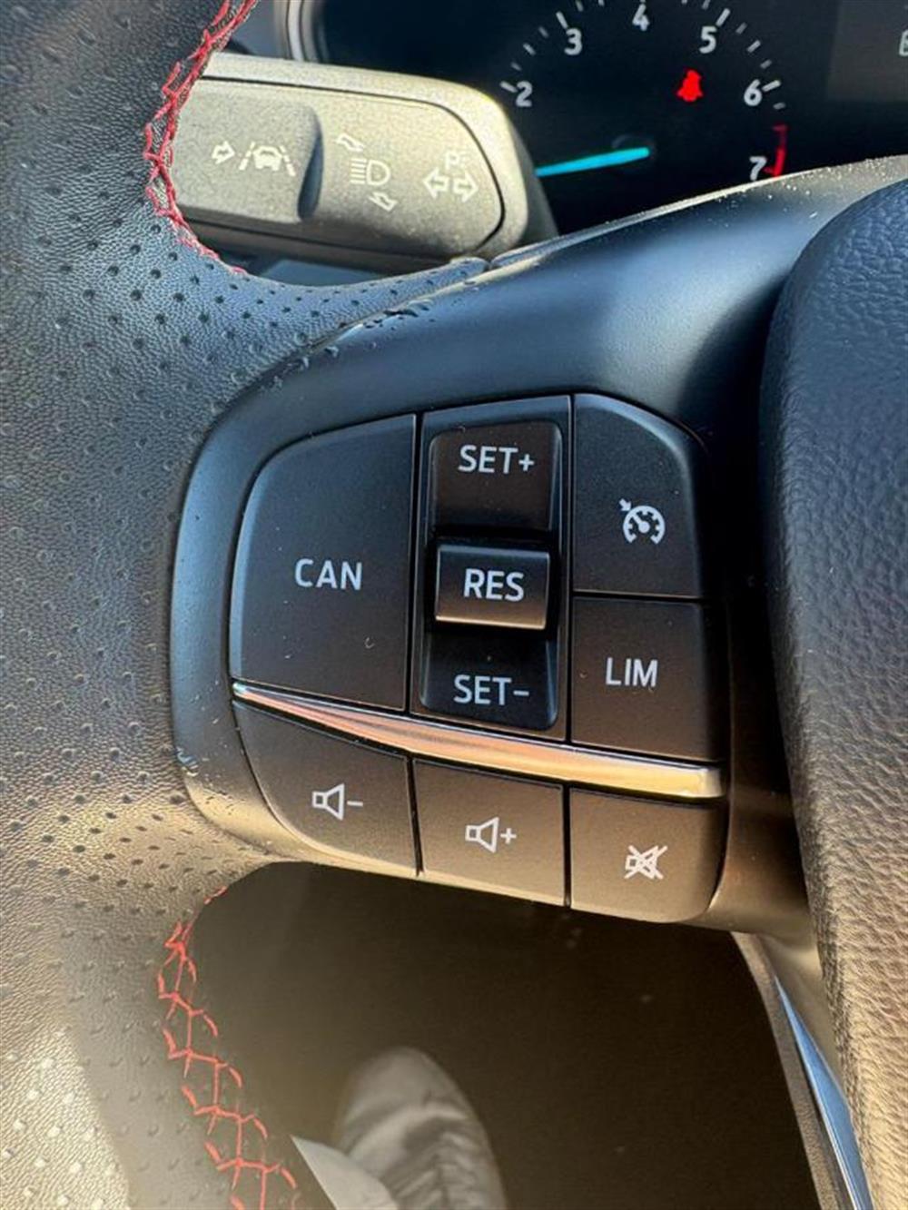 Focus Focus 1.0 EcoBoost Hybrid