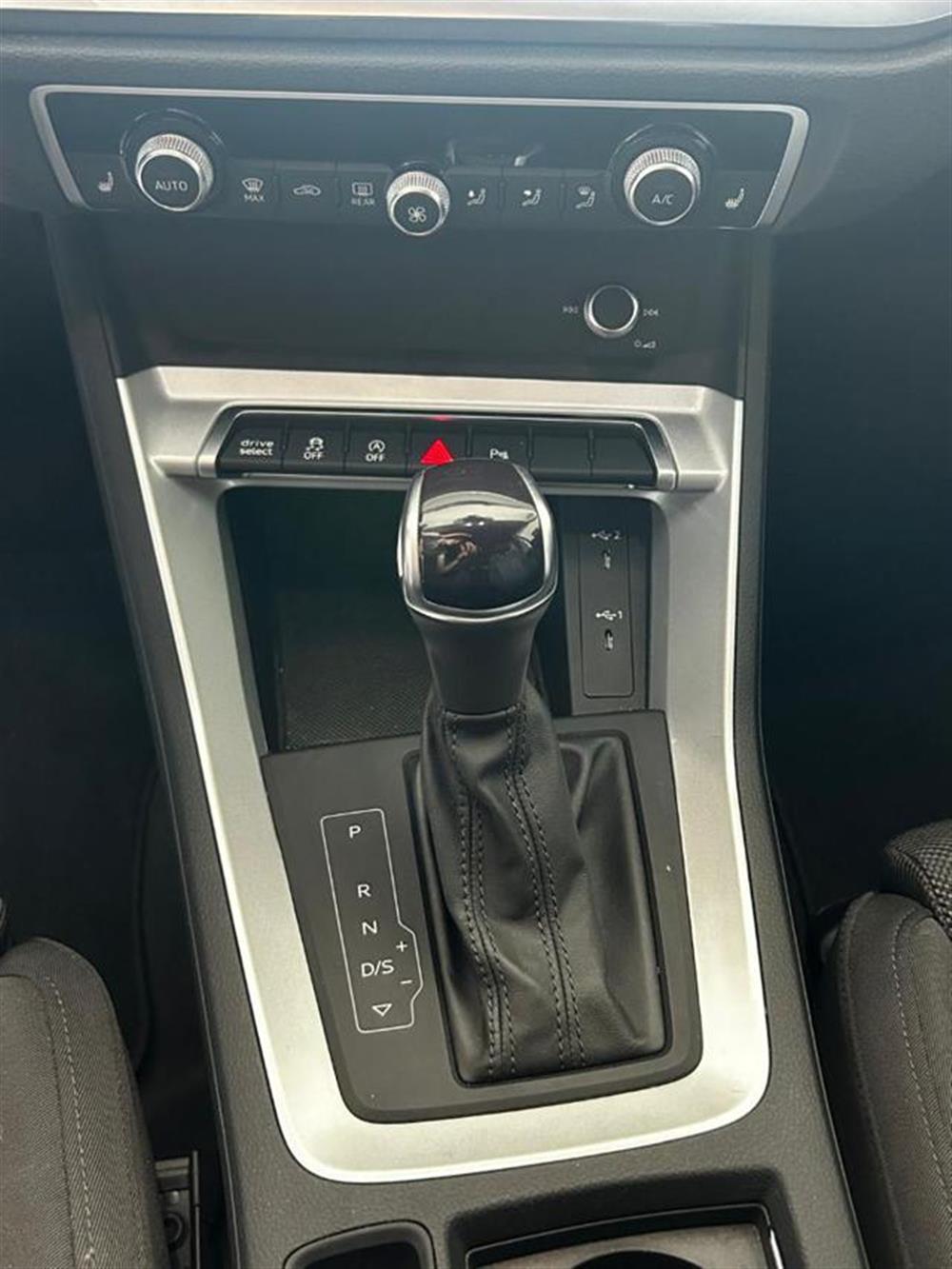 Q3 Q3 SPB 35 TDI S tronic