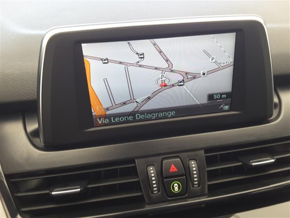 218 218 d Active Tourer Adva
