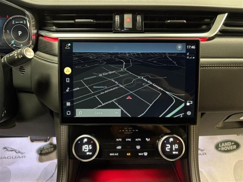 F-Pace F-Pace 2.0 ibrido/diesel 1