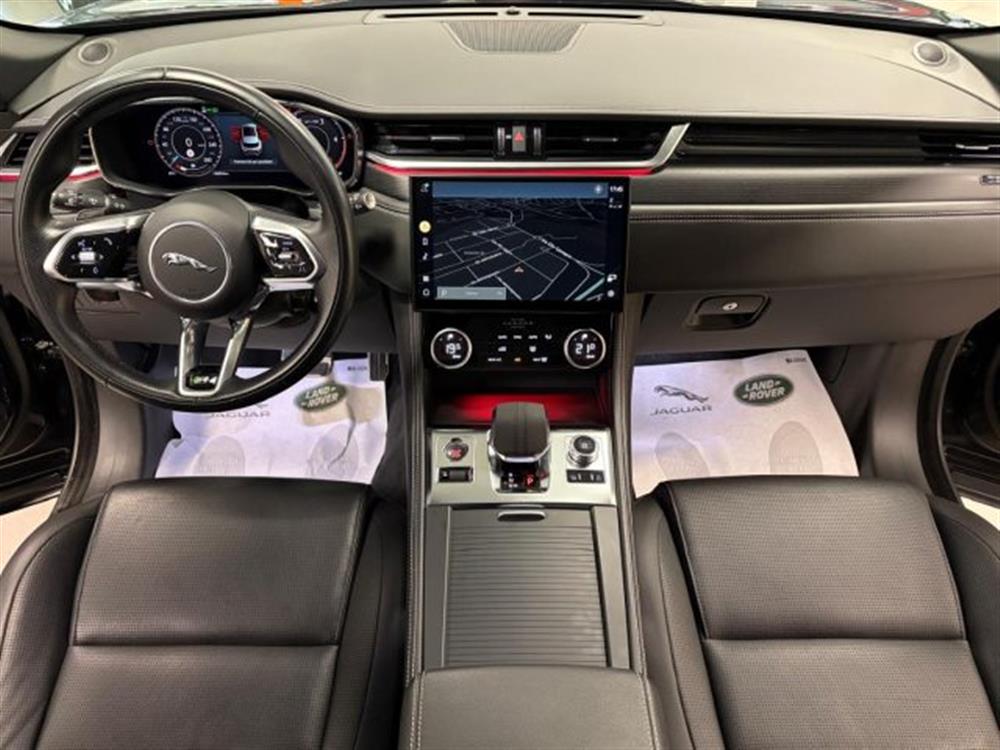 F-Pace F-Pace 2.0 ibrido/diesel 1
