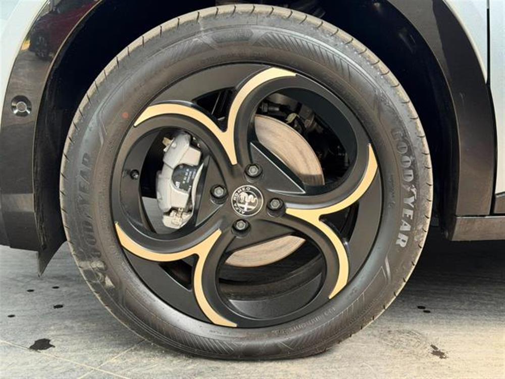 Junior Junior 1.2 IBRIDA 145cv edc