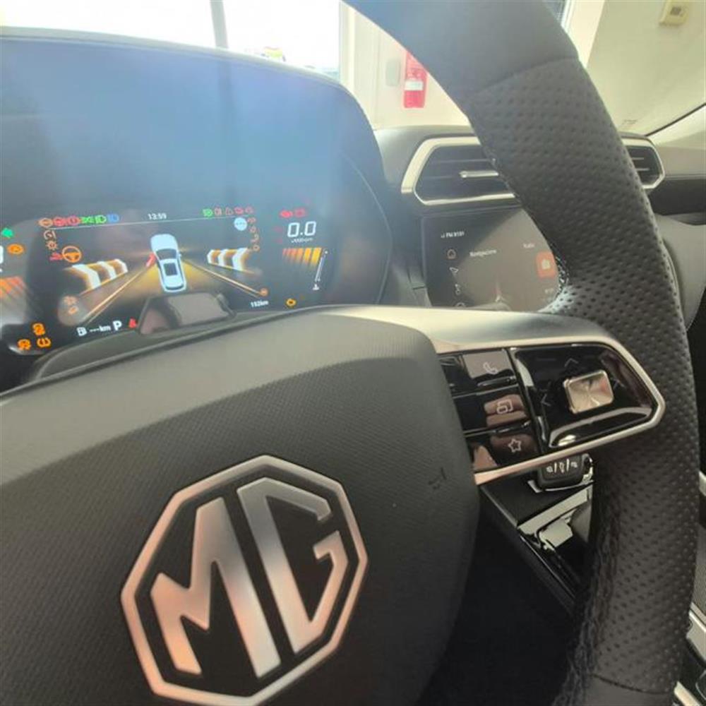 ZS ZS 1.5 hybrid+ Luxury a