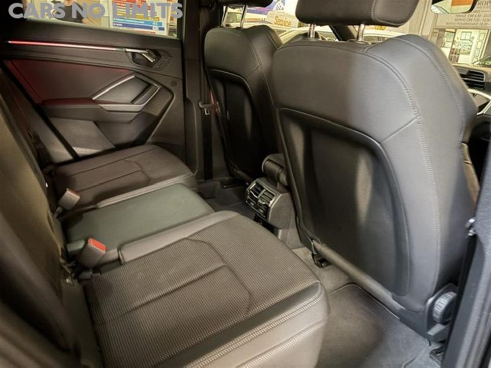 Q3 Q3 40 TDI quattro S tro