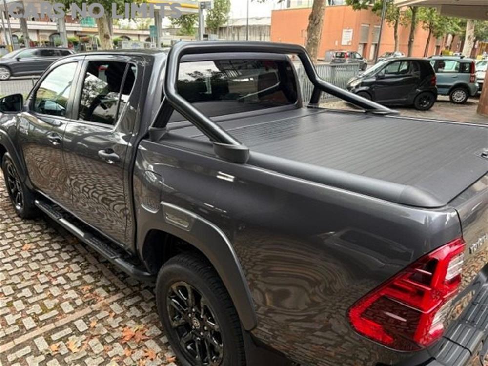 Hilux Hilux 2.8 D-4D A/T 4WD 4 p