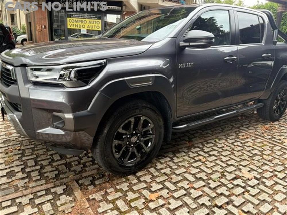 Hilux Hilux 2.8 D-4D A/T 4WD 4 p