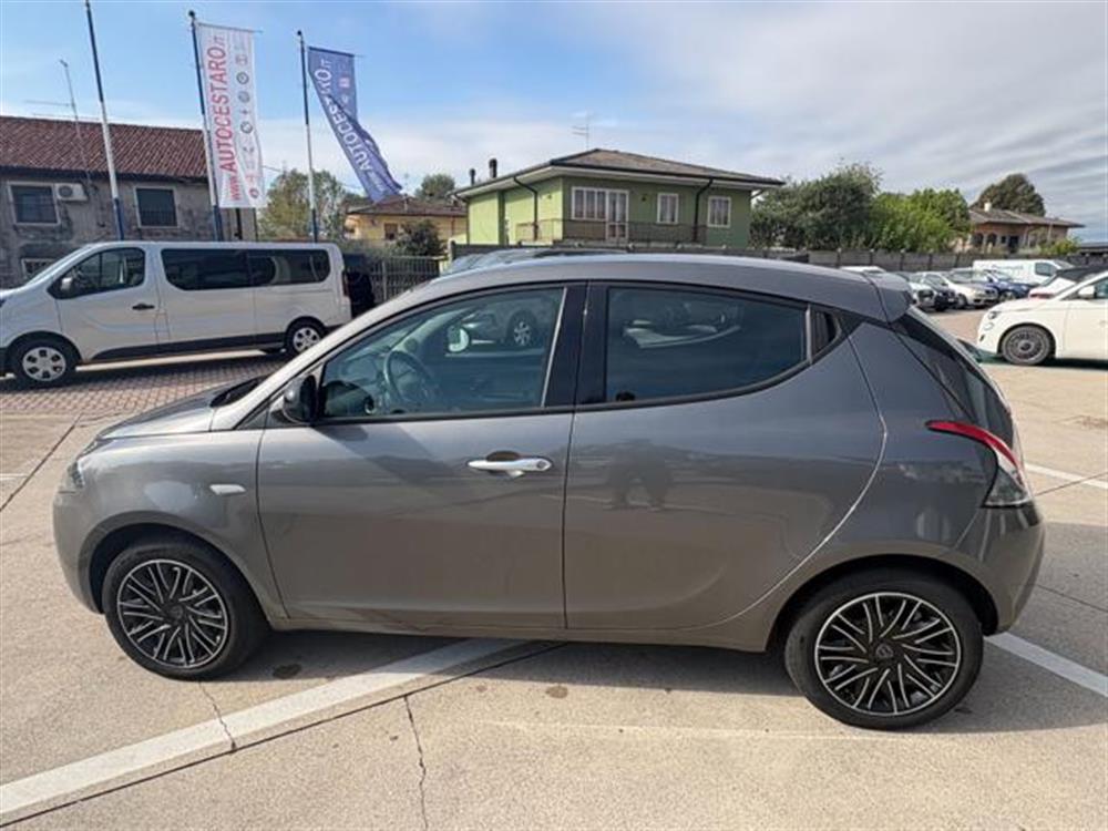 Ypsilon Ypsilon 1.0 FireFly 5 porte