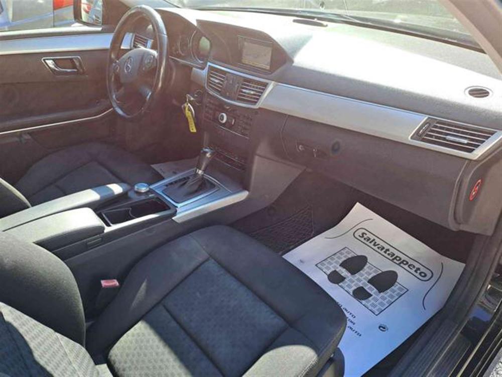 E 250 E 250 CDI S.W. BlueEFFICIE