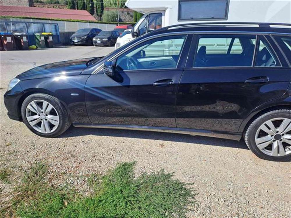 E 250 E 250 CDI S.W. BlueEFFICIE