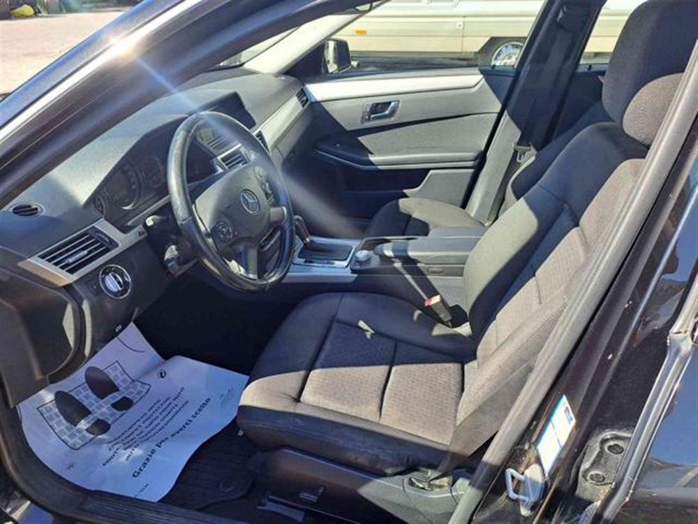 E 250 E 250 CDI S.W. BlueEFFICIE