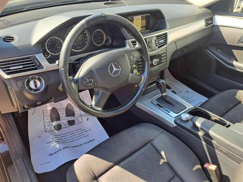 E 250 E 250 CDI S.W. BlueEFFICIE
