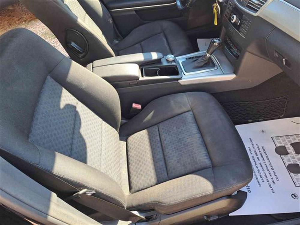 E 250 E 250 CDI S.W. BlueEFFICIE