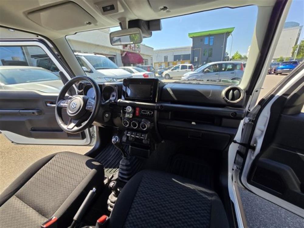 Jimny Jimny 1.5 5MT GANCIO 4 POS