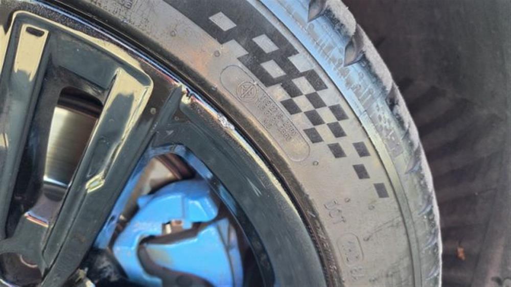 118 118 d 5p. Msport PERMUTE