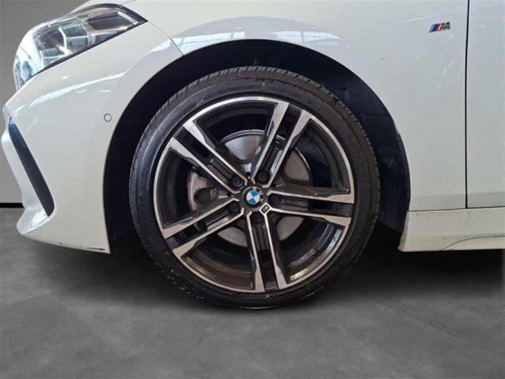 118 118 d 5p. Msport Aut.