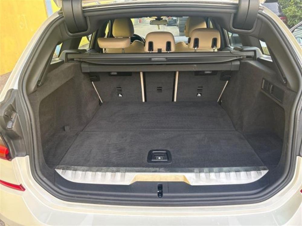 320 320 e Touring Msport Aut
