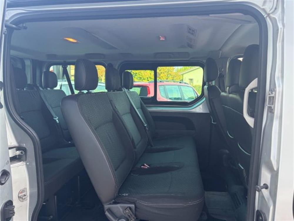 Vivaro Vivaro PULMINO 9 POSTI 1.6