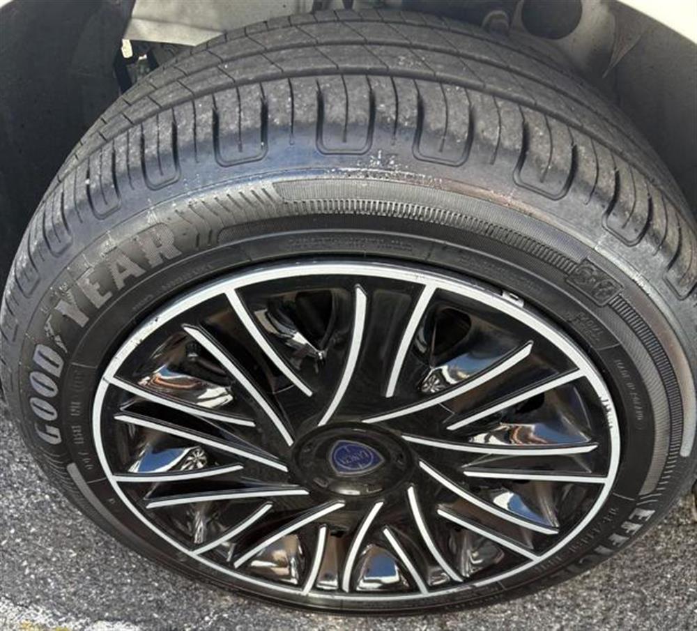 Ypsilon Ypsilon 1.0 FireFly 5 porte