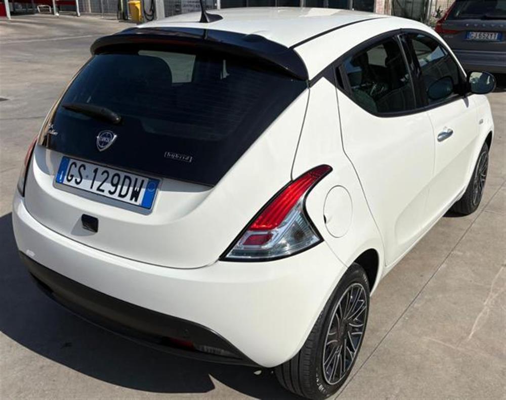 Ypsilon Ypsilon 1.0 FireFly 5 porte