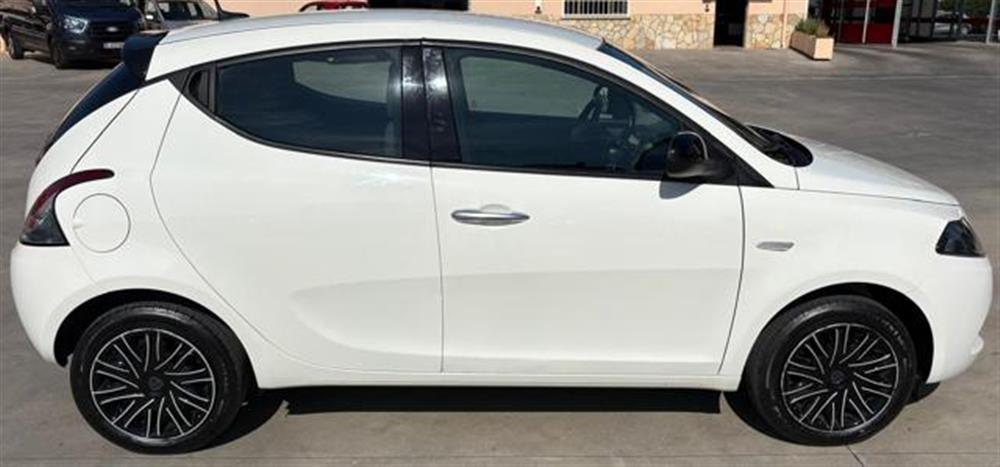 Ypsilon Ypsilon 1.0 FireFly 5 porte