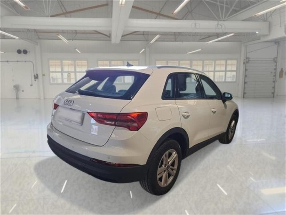 Q3 Q3 35 TDI S tronic Busi