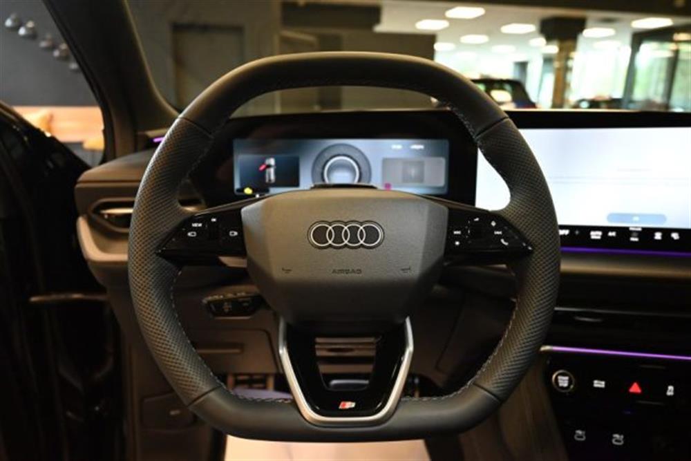 Q5 Q5 NEW SPB S-LINE ED.TD