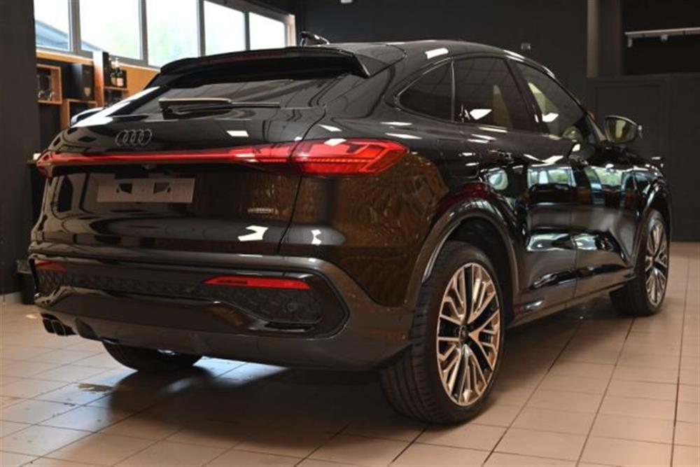 Q5 Q5 NEW SPB S-LINE ED.TD