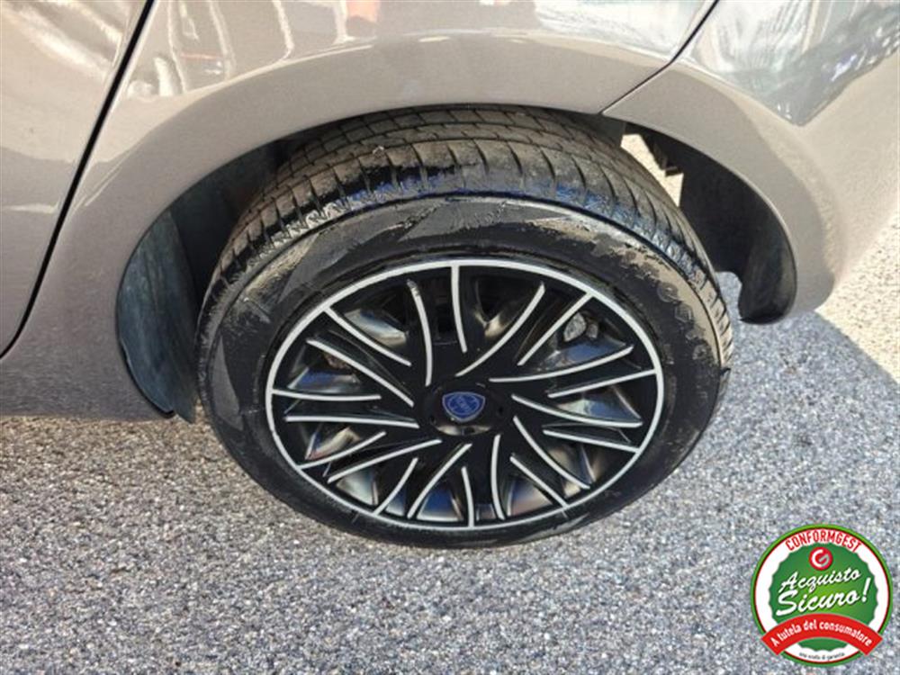 Ypsilon Ypsilon 1.0 FireFly 5 porte