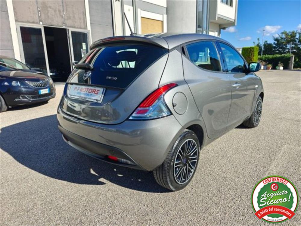 Ypsilon Ypsilon 1.0 FireFly 5 porte