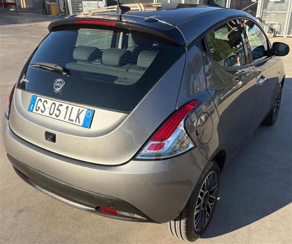 Ypsilon Ypsilon 1.0 FireFly 5 porte