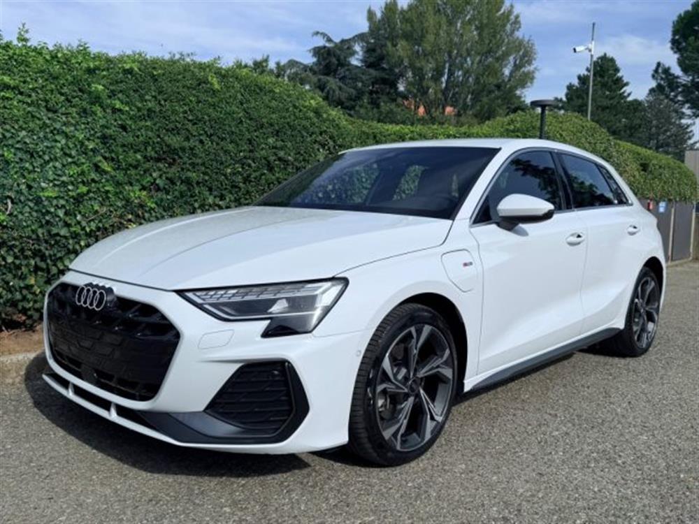 A3 A3 SPB 40 TFSI e S line