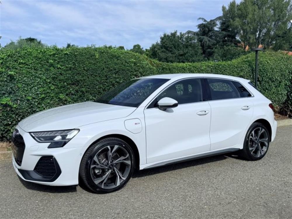 A3 A3 SPB 40 TFSI e S line