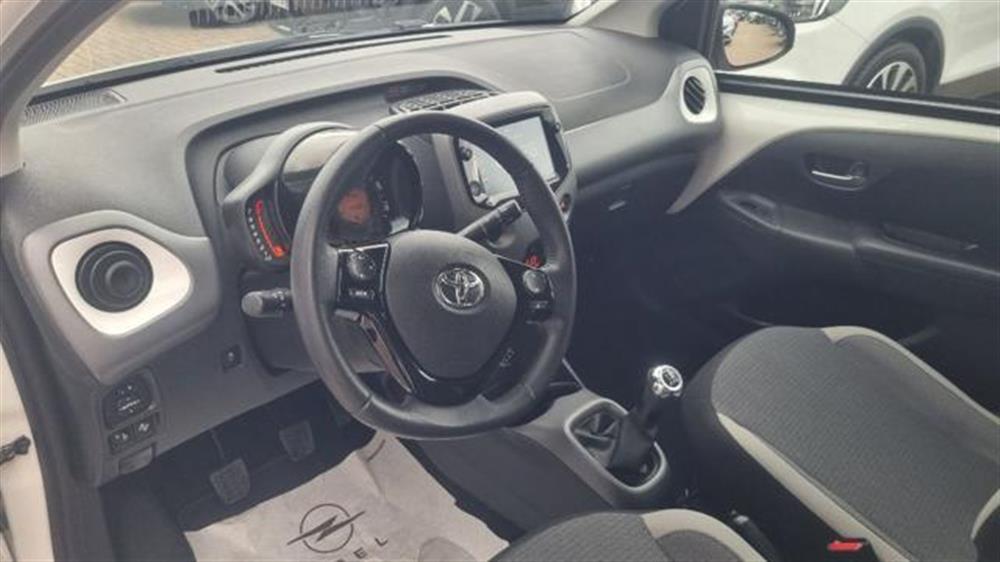 Aygo Aygo Connect 1.0 VVT-i 72