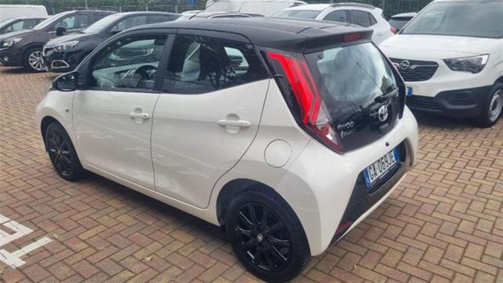 Aygo Aygo Connect 1.0 VVT-i 72