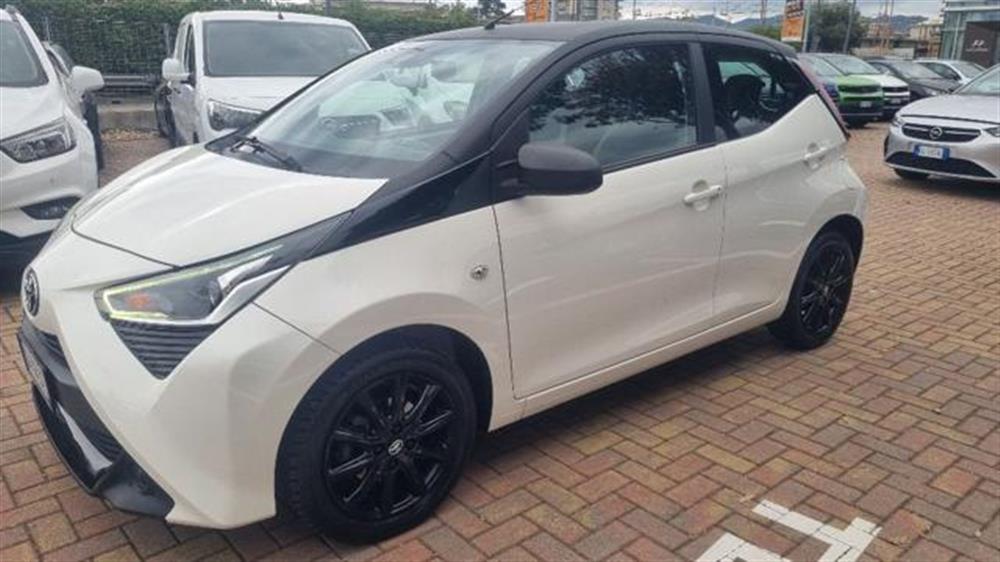 Aygo Aygo Connect 1.0 VVT-i 72