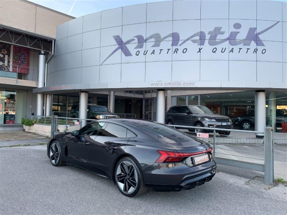 e-tron GT e-tron GT quattro UNICO PROPRI