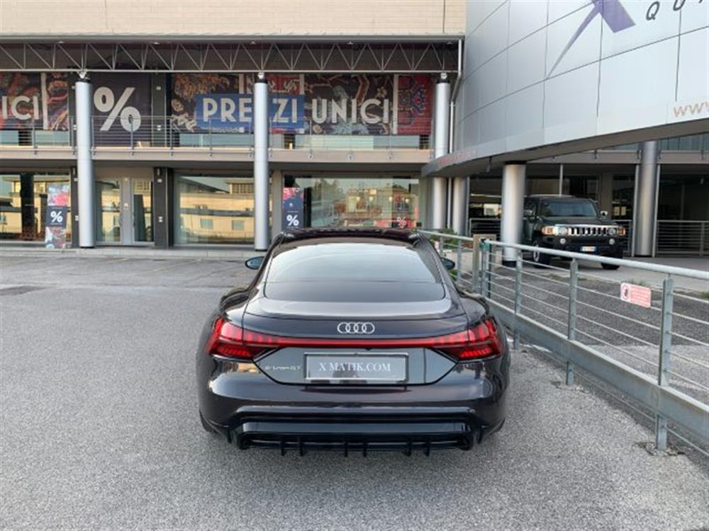 e-tron GT e-tron GT quattro UNICO PROPRI