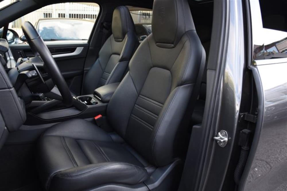 Cayenne Cayenne 3.0 V6 E-Hybrid *MY2
