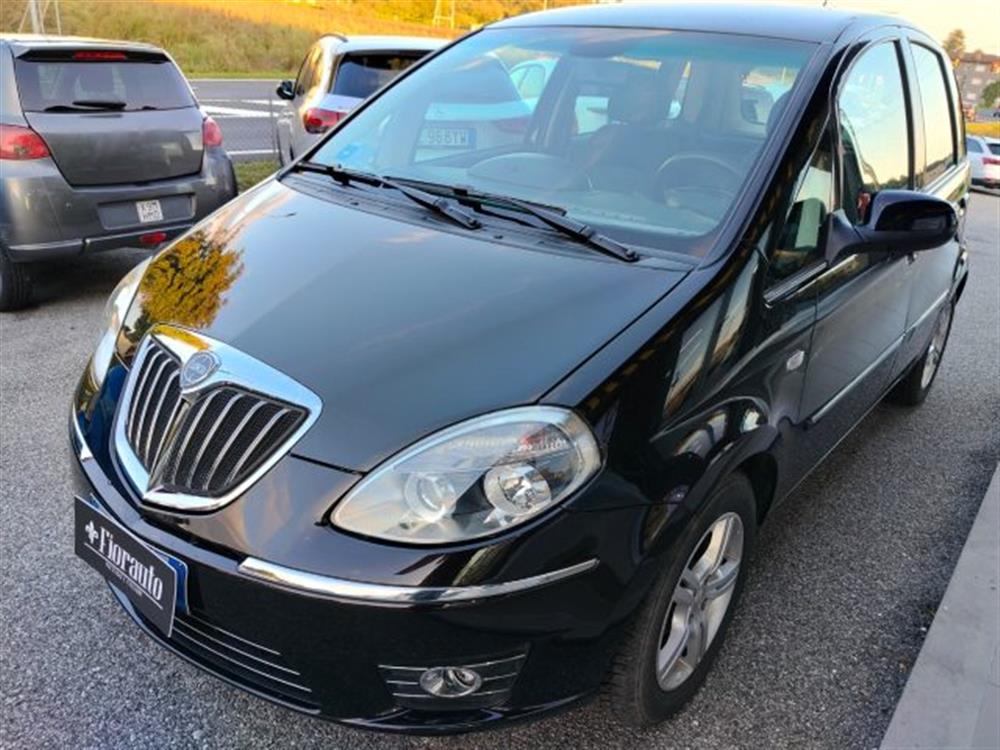 MUSA MUSA 1.3 Mjt 95 CV Gold