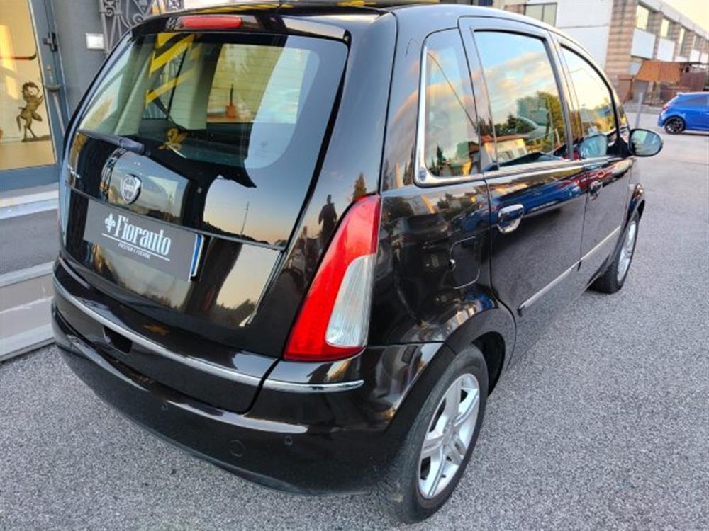 MUSA MUSA 1.3 Mjt 95 CV Gold
