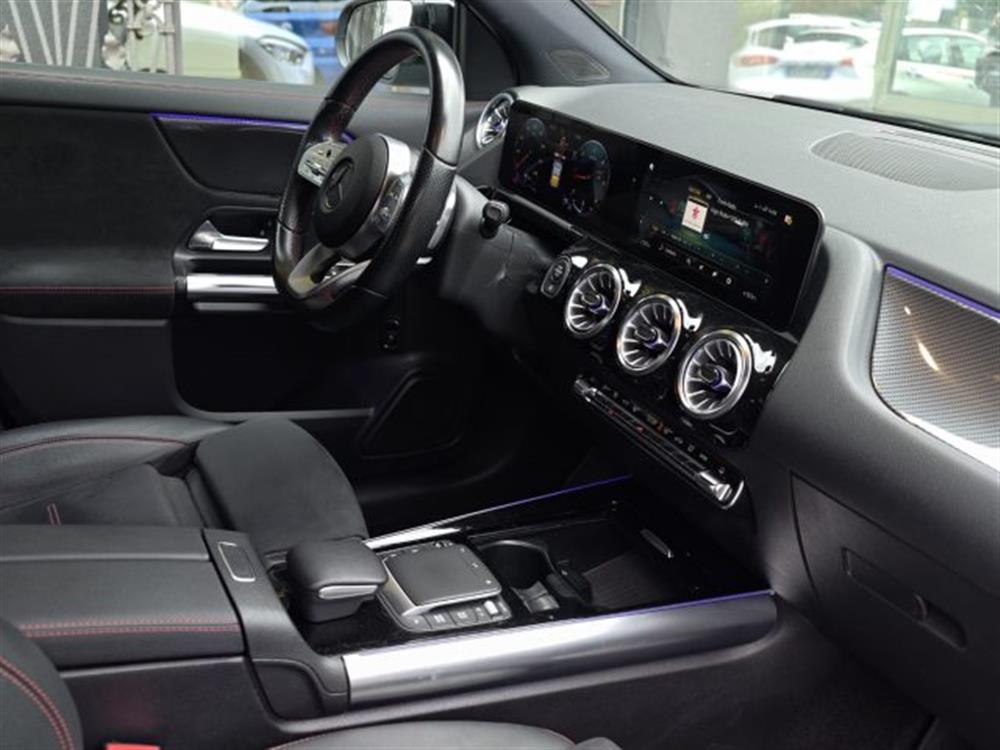 GLA 200 GLA 200 d Automatic PREMIUM