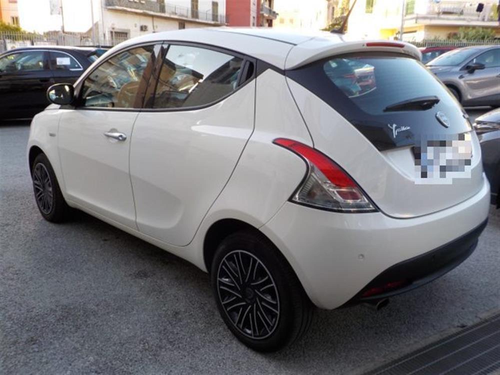 Ypsilon Ypsilon 1.0 FireFly 5 porte