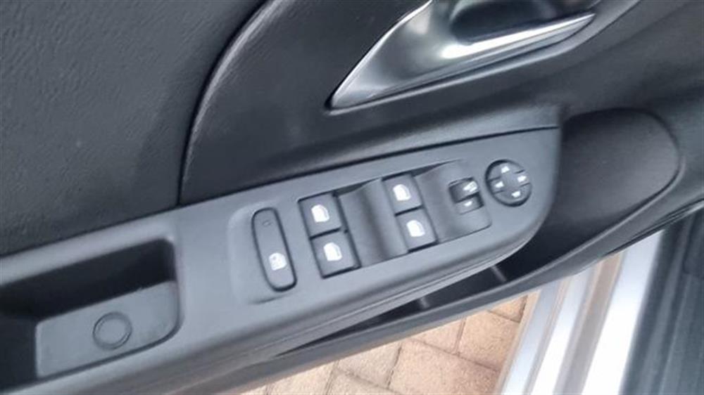 Corsa Corsa 1.2 100 CV aut. Eleg