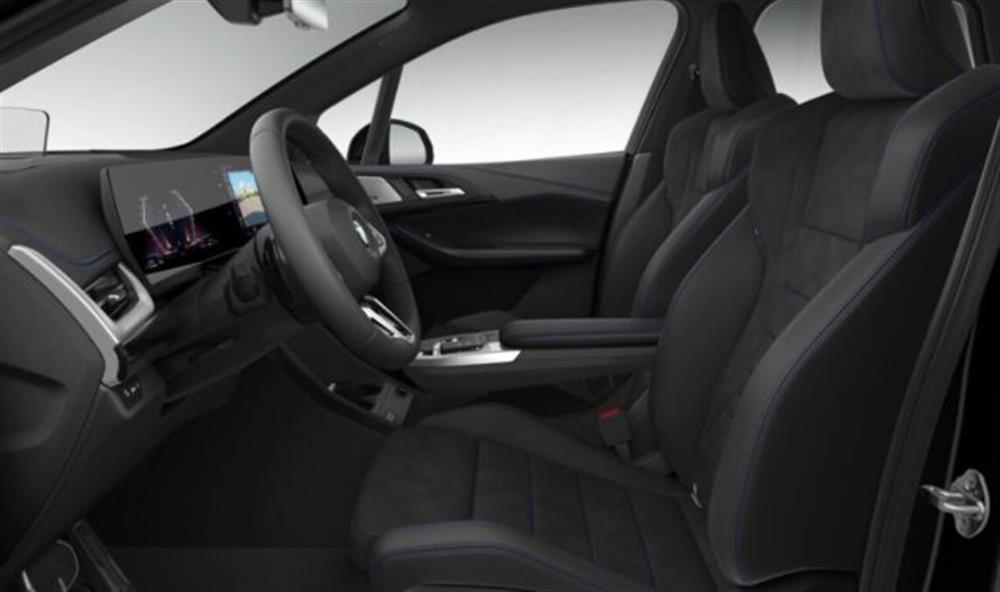 230 230 e xDrive Active Tour
