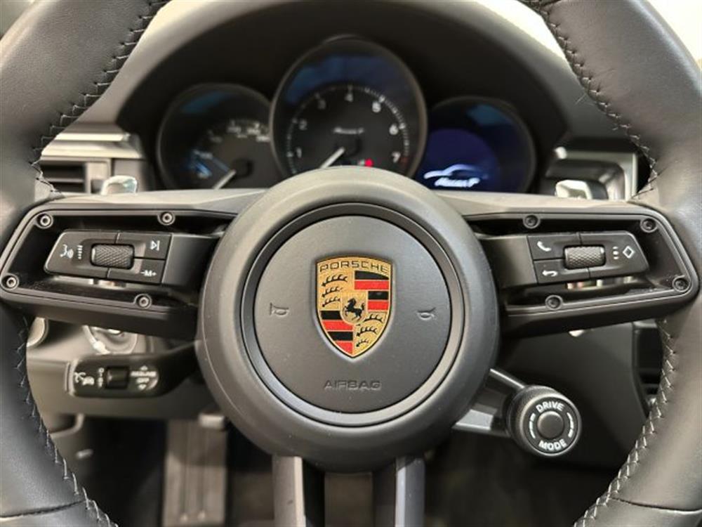 Macan Macan III 2.0 T IVA ESPOST