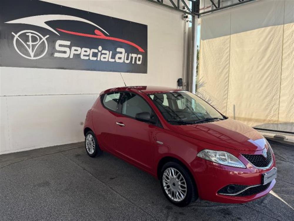 Ypsilon Ypsilon 1.2 benz. 69 CV 5 po
