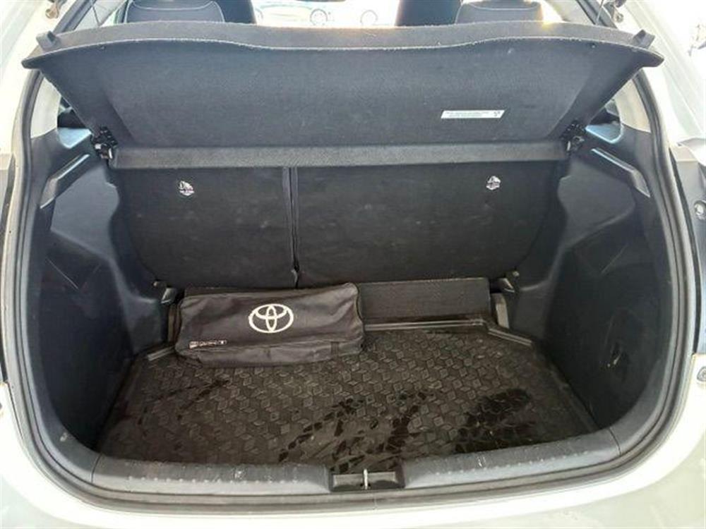 Yaris Yaris 1.5 Hybrid 5 porte A