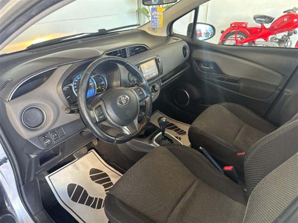 Yaris Yaris 1.5 Hybrid 5 porte A